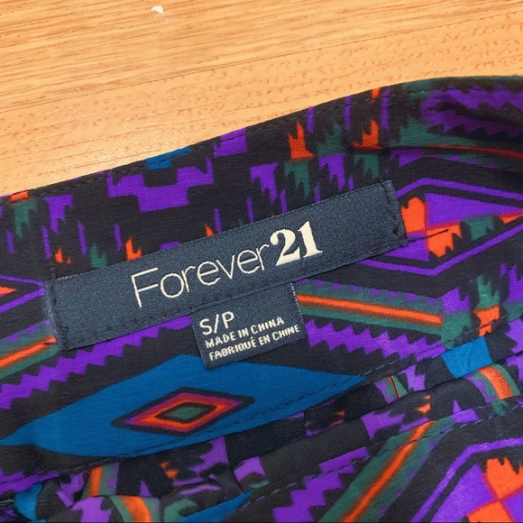 Geometric mini skirt - Picture 2 of 2